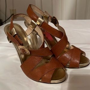 Micheal Kors Carmel Brown and Gold Heels
